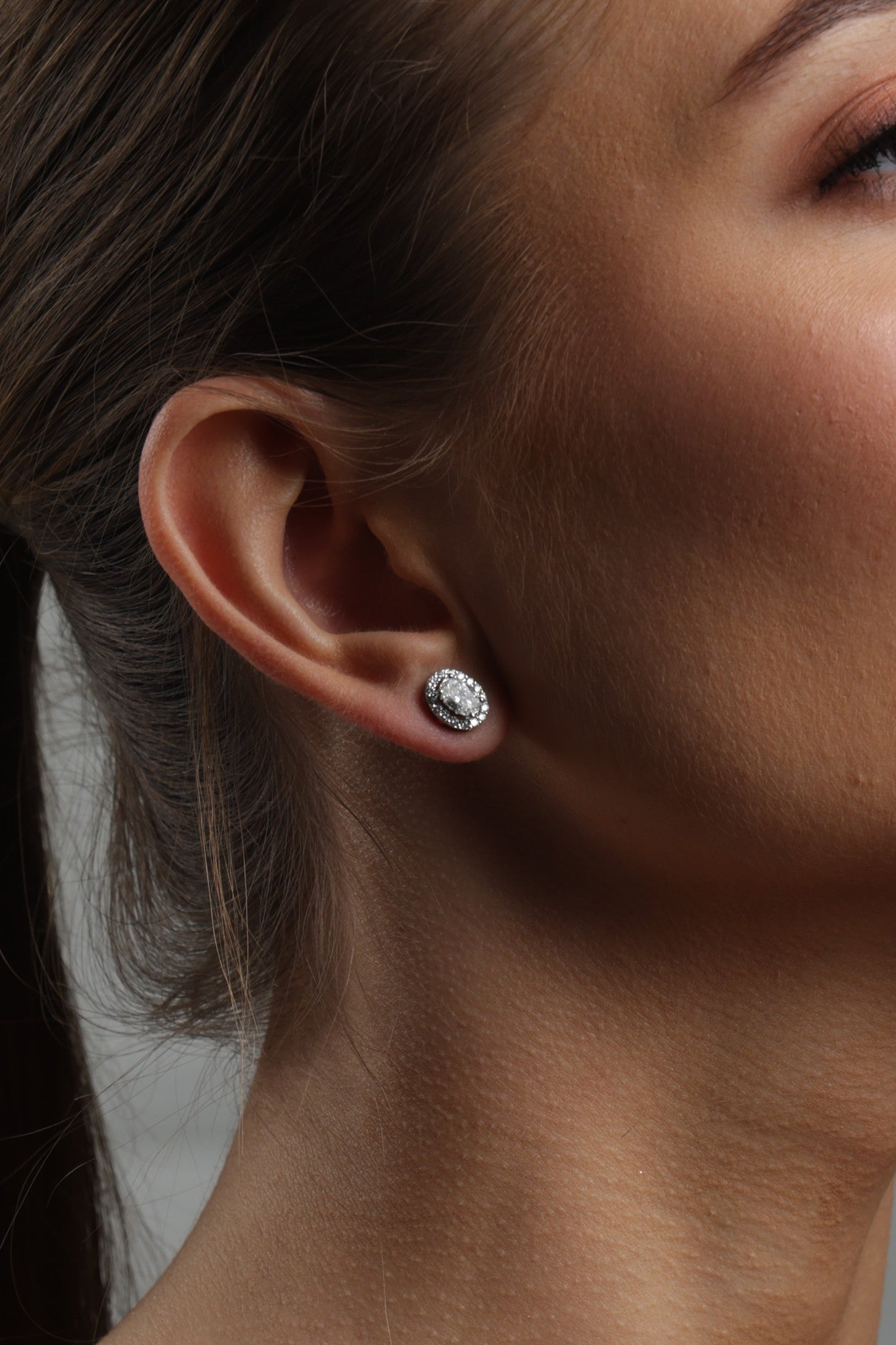 Eterna Halo Studs