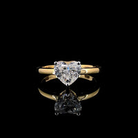 Amour Solitaire Ring