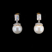 Perluna Earrings