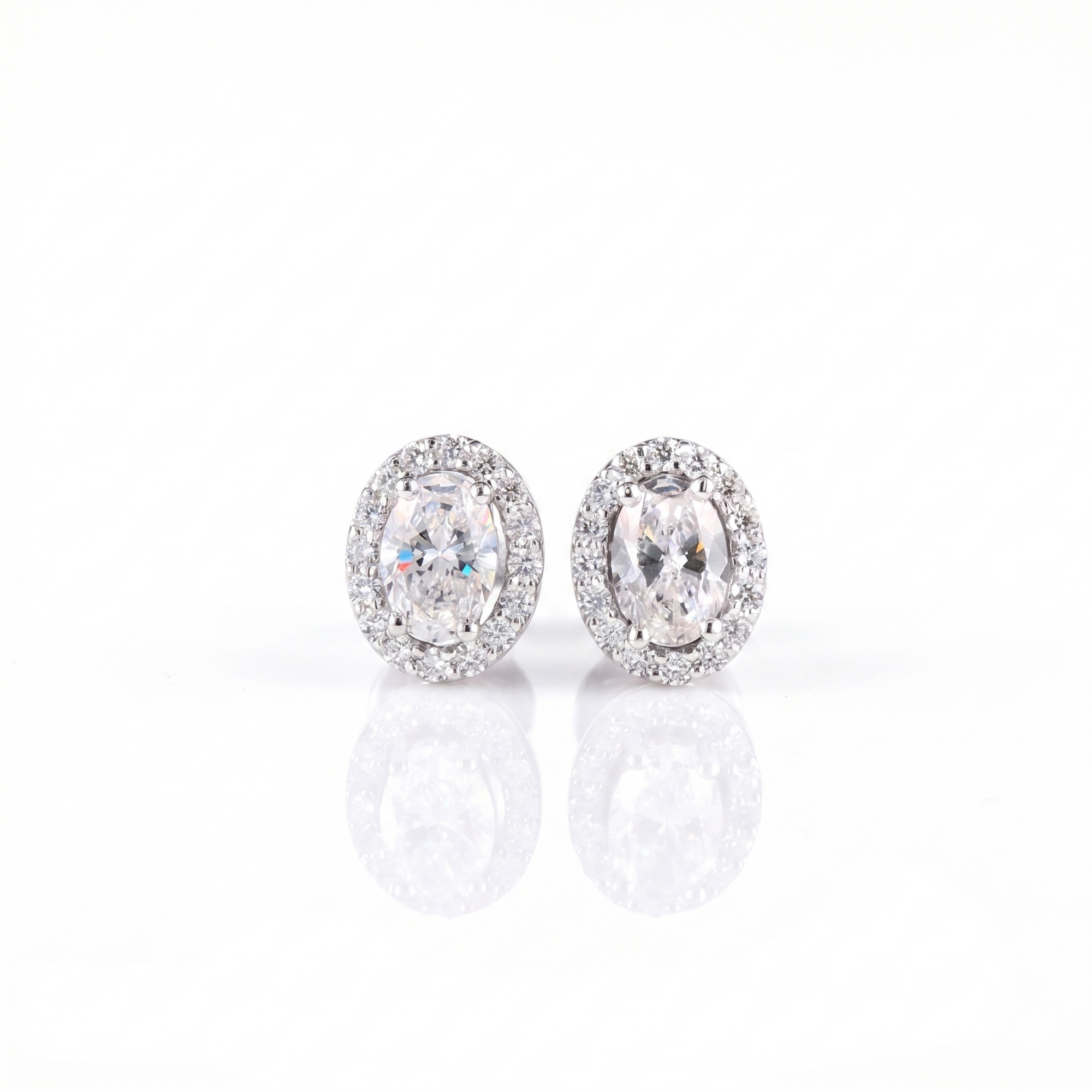 Eterna Halo Studs