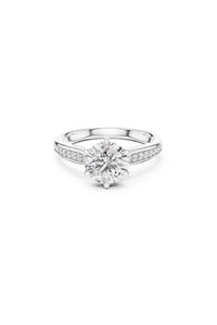 Lavinia Delicate Diamond Ring
