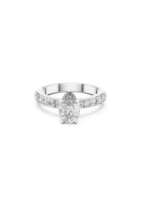 Noelle Basket Ring