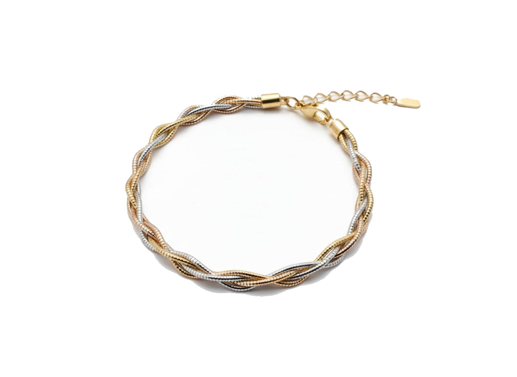 Close up of Tri-Tone Weave Bracelet in BIS Hallmarked Gold | RareCut Lab Grown Diamonds