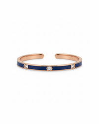 Close up of Navy Orbit Cuff in BIS Hallmarked Gold | RareCut Lab Grown Diamonds