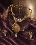 Blush Medallion Collar Necklace Set – full set