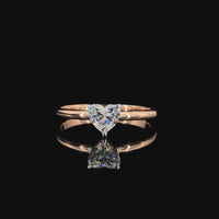 Amour Solitaire Ring